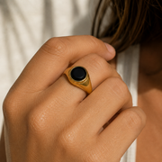 Anillo Onix Dorado