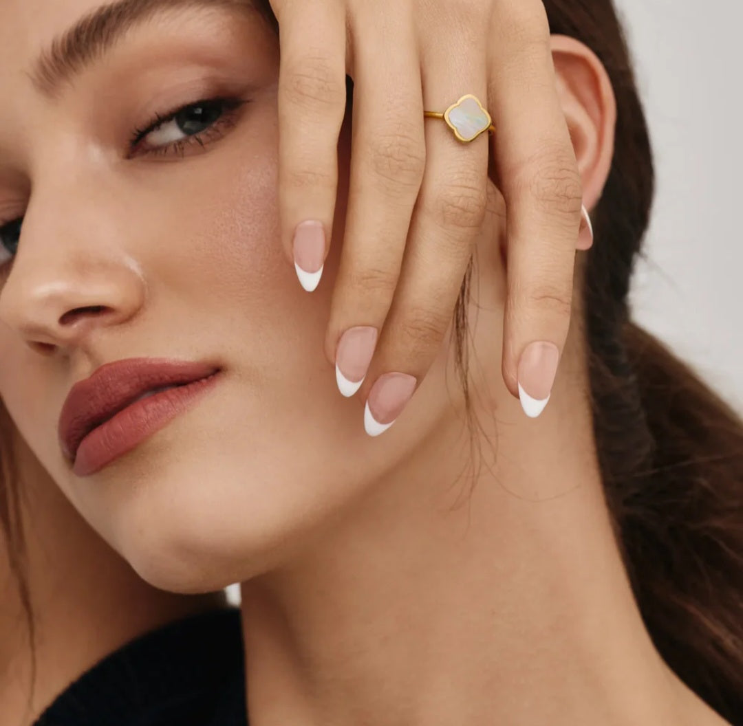 Anillo Trébol Nácar