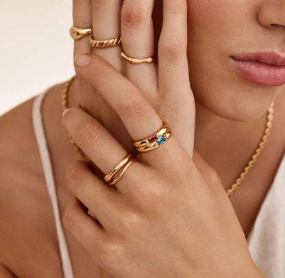 Anillo Birthstone Delicado